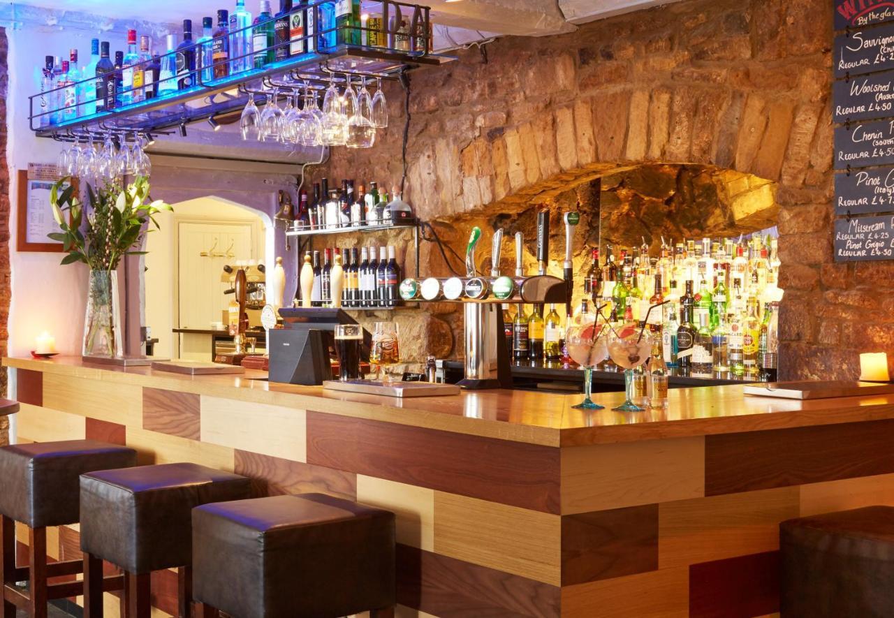 فندق The Deddington Arms المظهر الخارجي الصورة