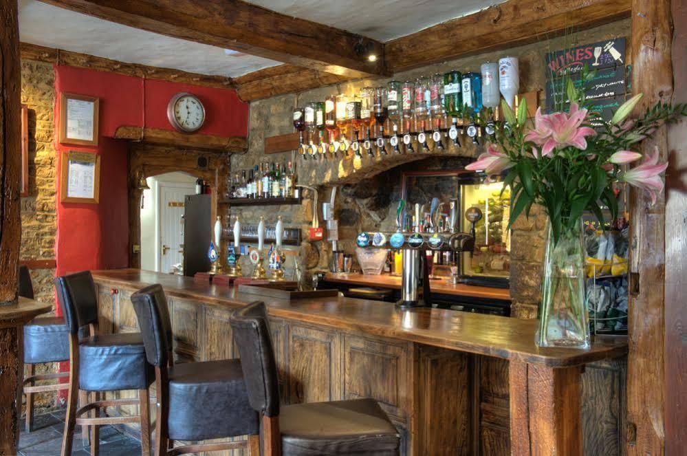 فندق The Deddington Arms المظهر الخارجي الصورة